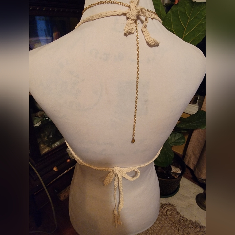 Crop Top - Picture 2 of 5